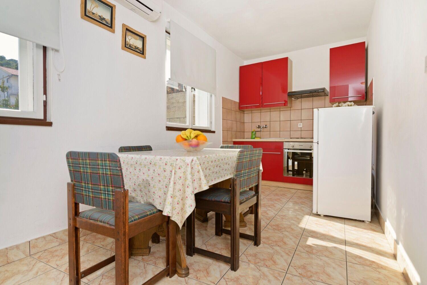 Apartments Ive - With Sea View Tisno Exterior photo